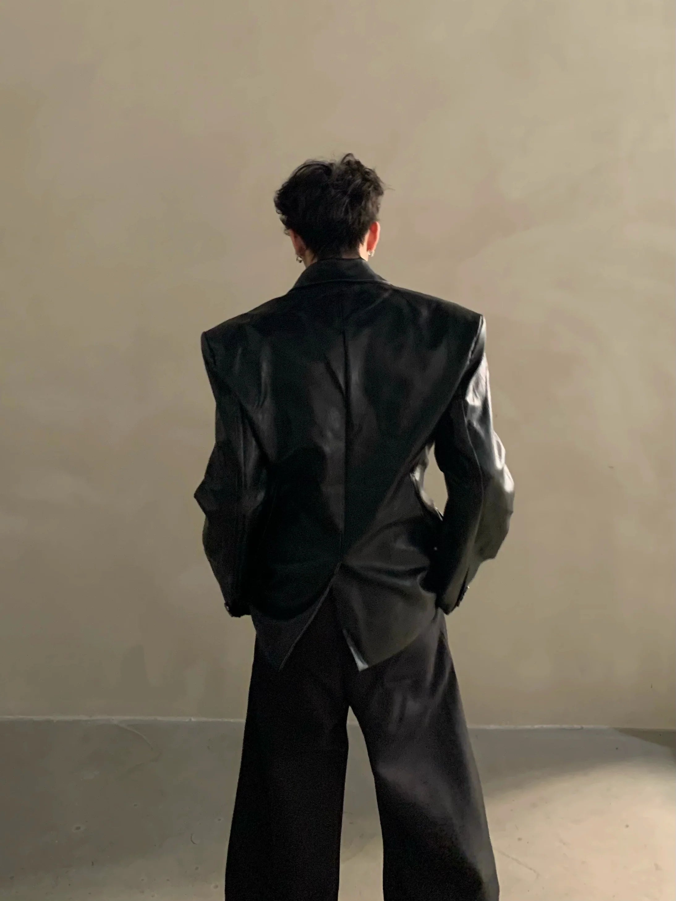 Autumn and winter niche high-end silhouette shoulder pads pu leather jacket men's light luxury ruffian handsome suit jacket