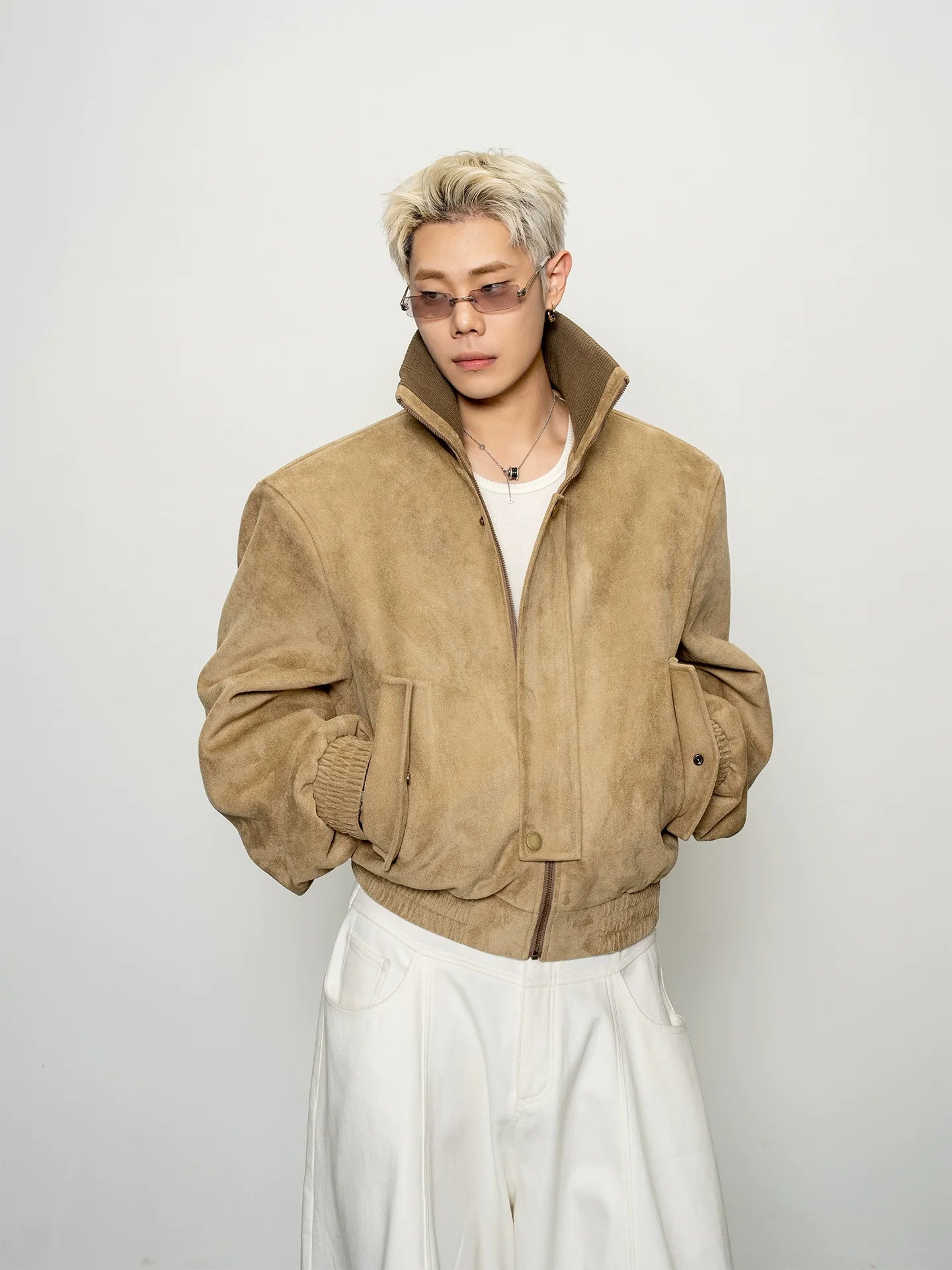 Premium textured suede threaded turtleneck short jacket autumn silhouette shoulder padded loose coat