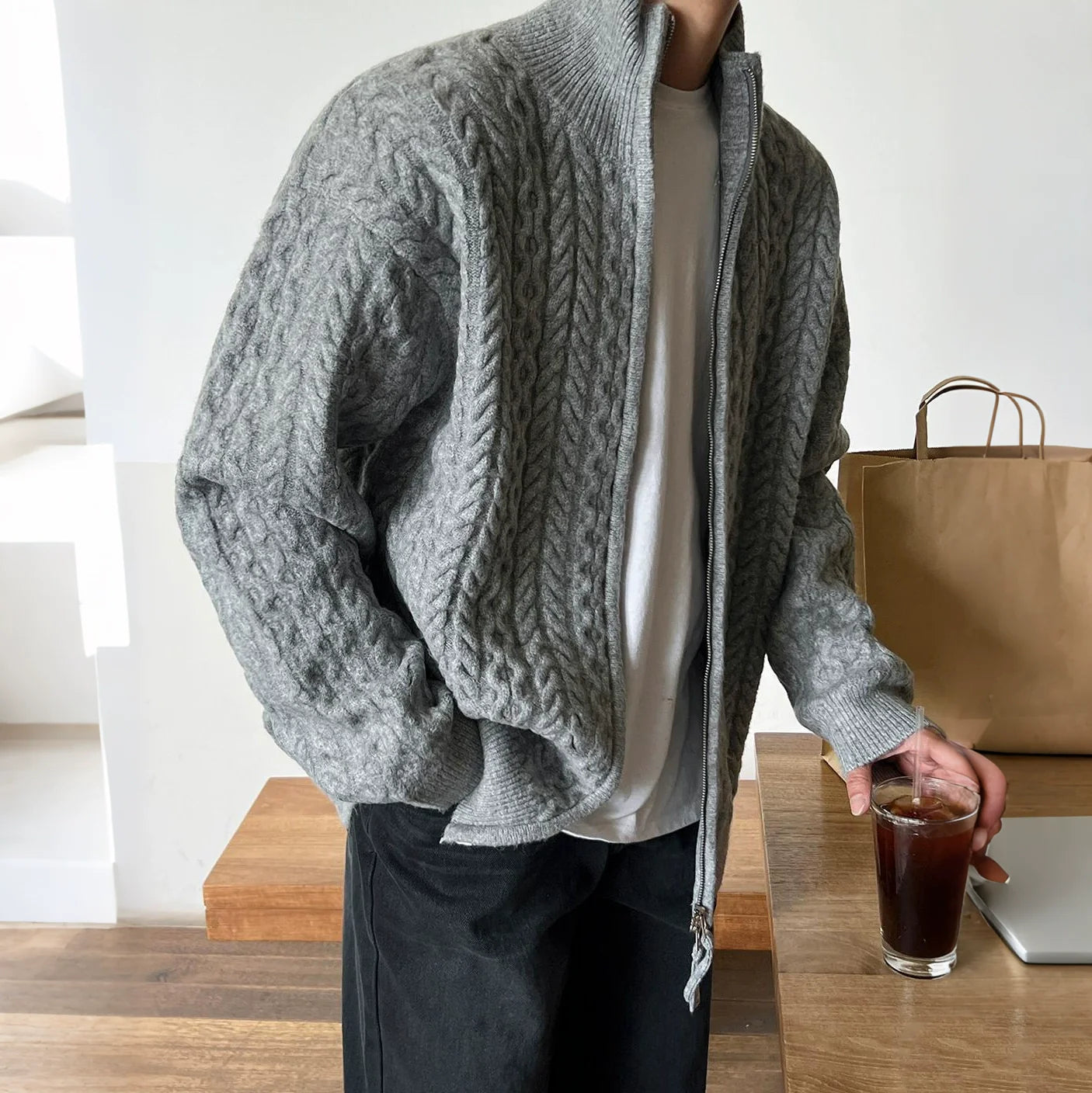 Old money wind semi-turtleneck knitted jacket men's winter loose warm cardigan sweater Korean commuter wear