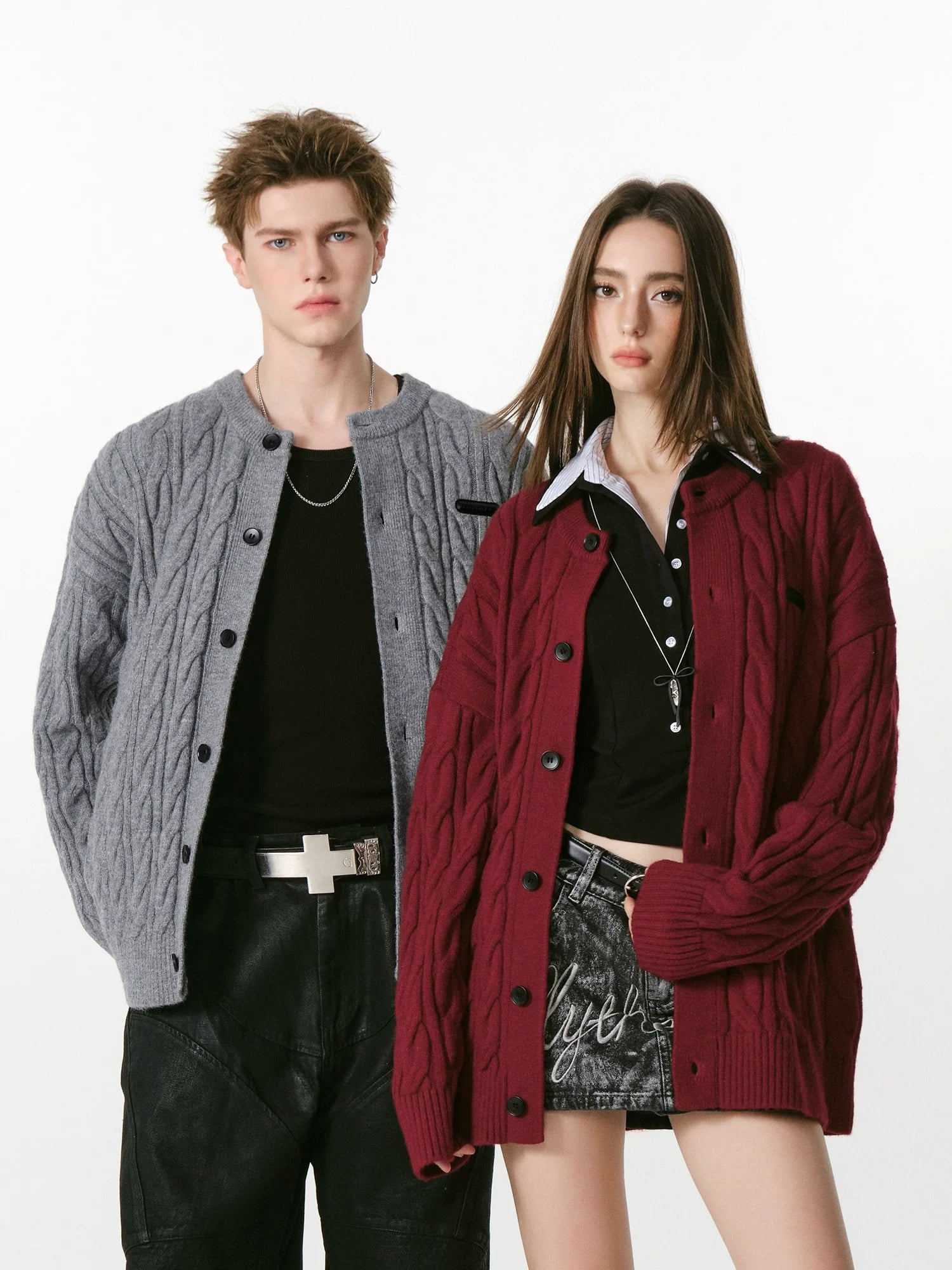 바람에 두툼하게 꼬인 게으른 스웨터 SIN0999 