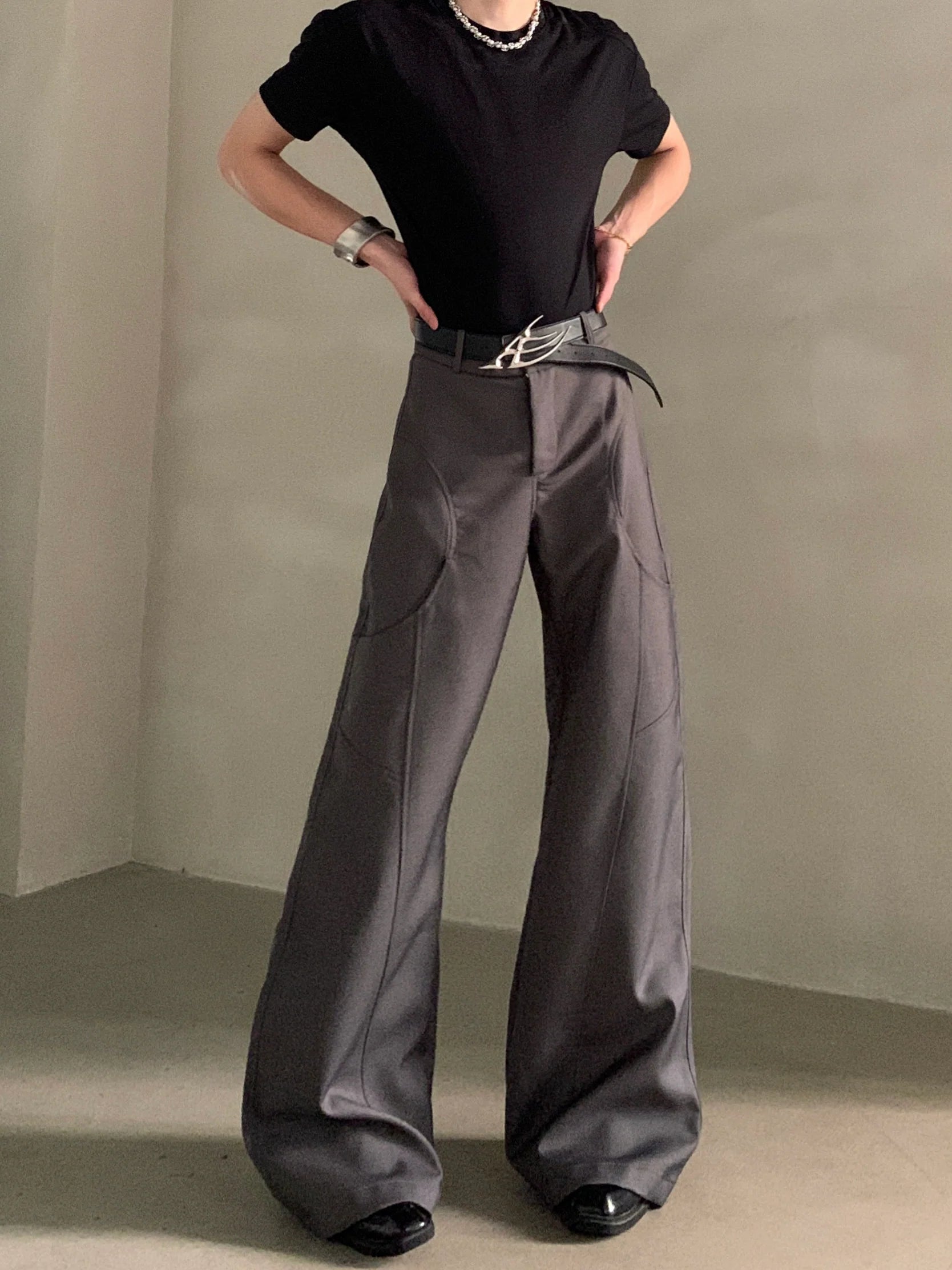 Niche design silhouette black micro-flared trousers men's senior sense cleanfit casual pants tide