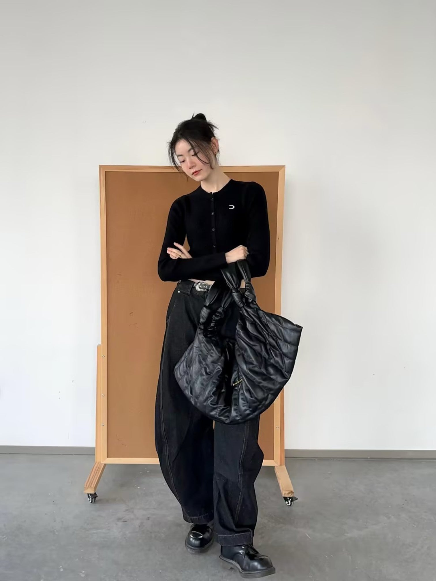 [ROGIC] 배기 트위스트 컷 팬츠 st5028