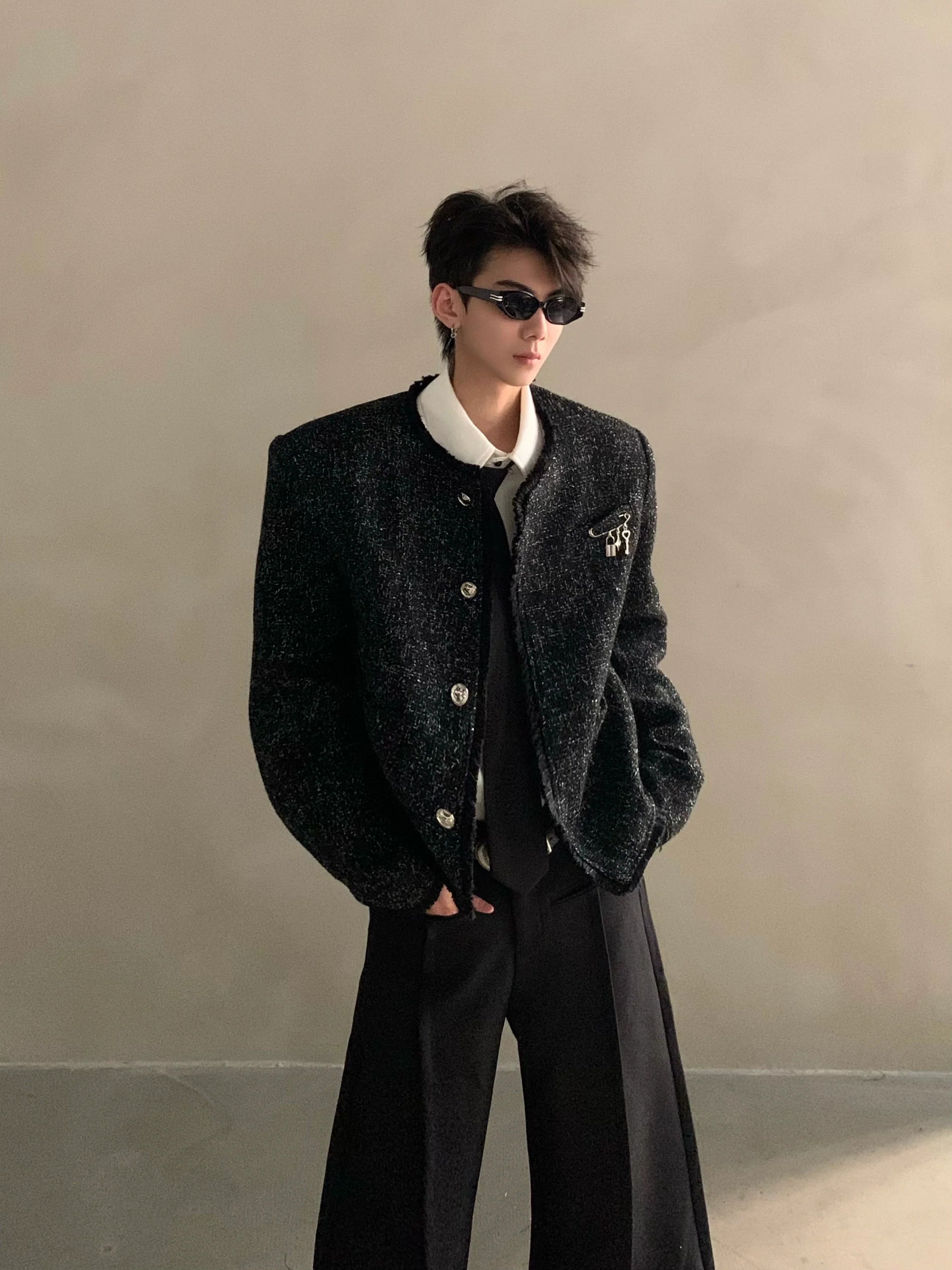 Autumn and winter niche light luxury extravagant fringed small fragrant jacket men's high-end short shoulder padded jacket