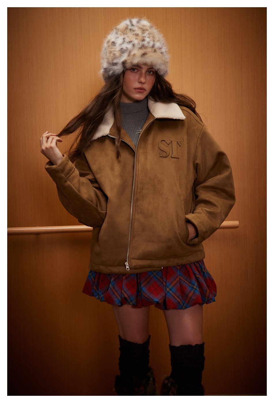 EMBROIDERED SHEARLING COLLAR SUEDE JACKET-RETRO BOMBER STYLE EHW5015